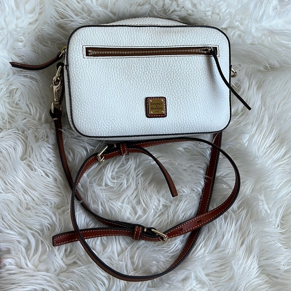 Dooney & Bourke Bags Dooney Bourke Saffiano Camera Zip Crossbody